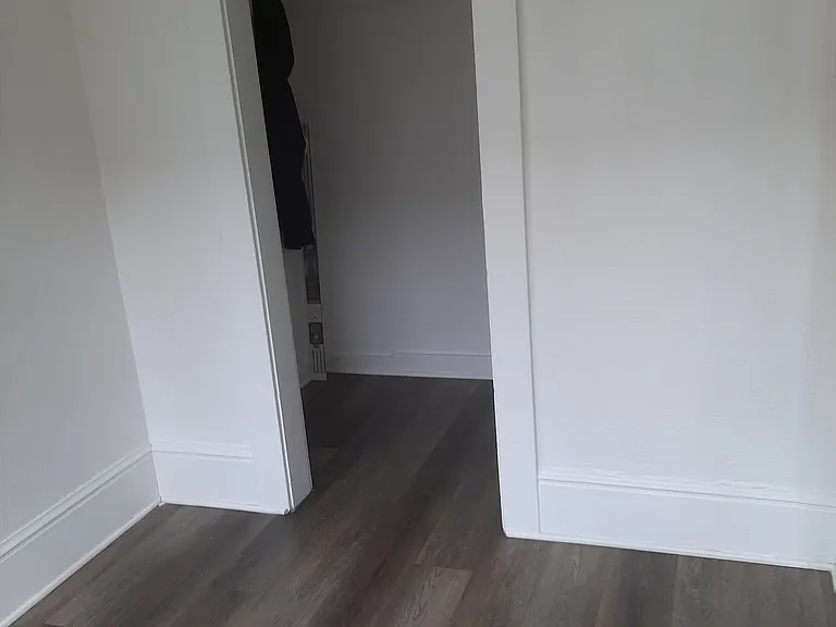 529 N Monroe St #3 — Photo 5