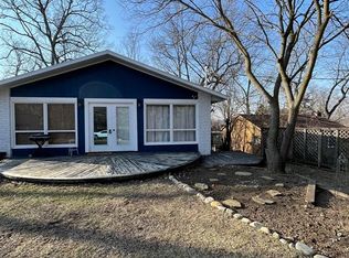11927 Portage Lake Ave, Pinckney, MI 48169