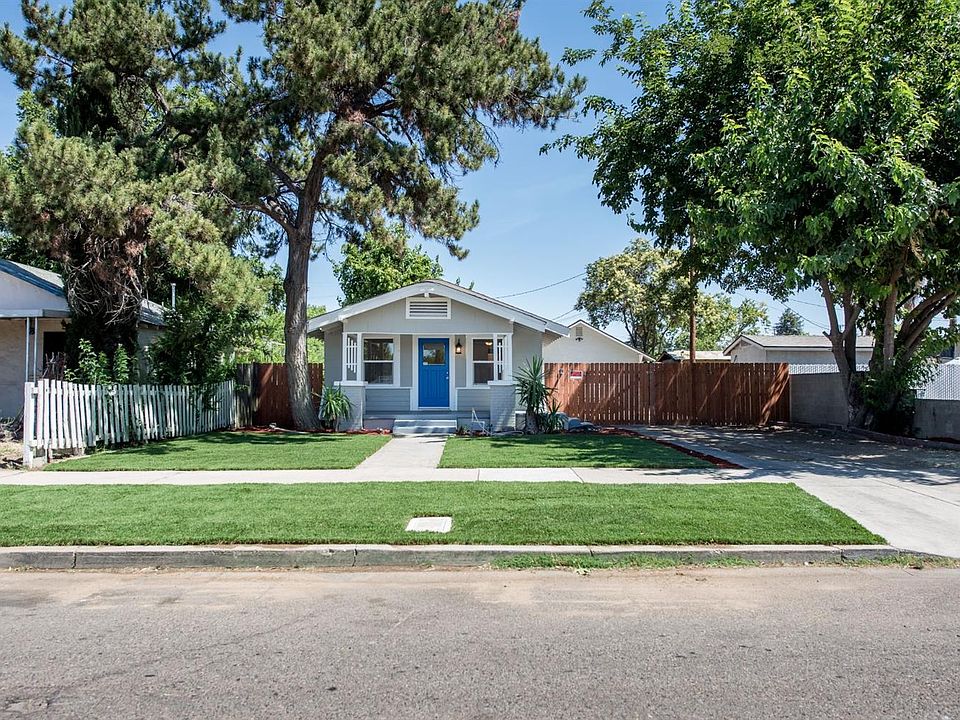 1st image of 2423 E Lamona Ave