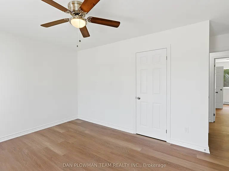 176 Nassau St #1 — Photo 8