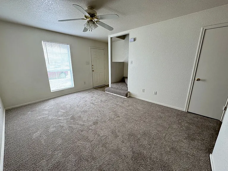 4503 Jeff Scott Dr — Photo 4