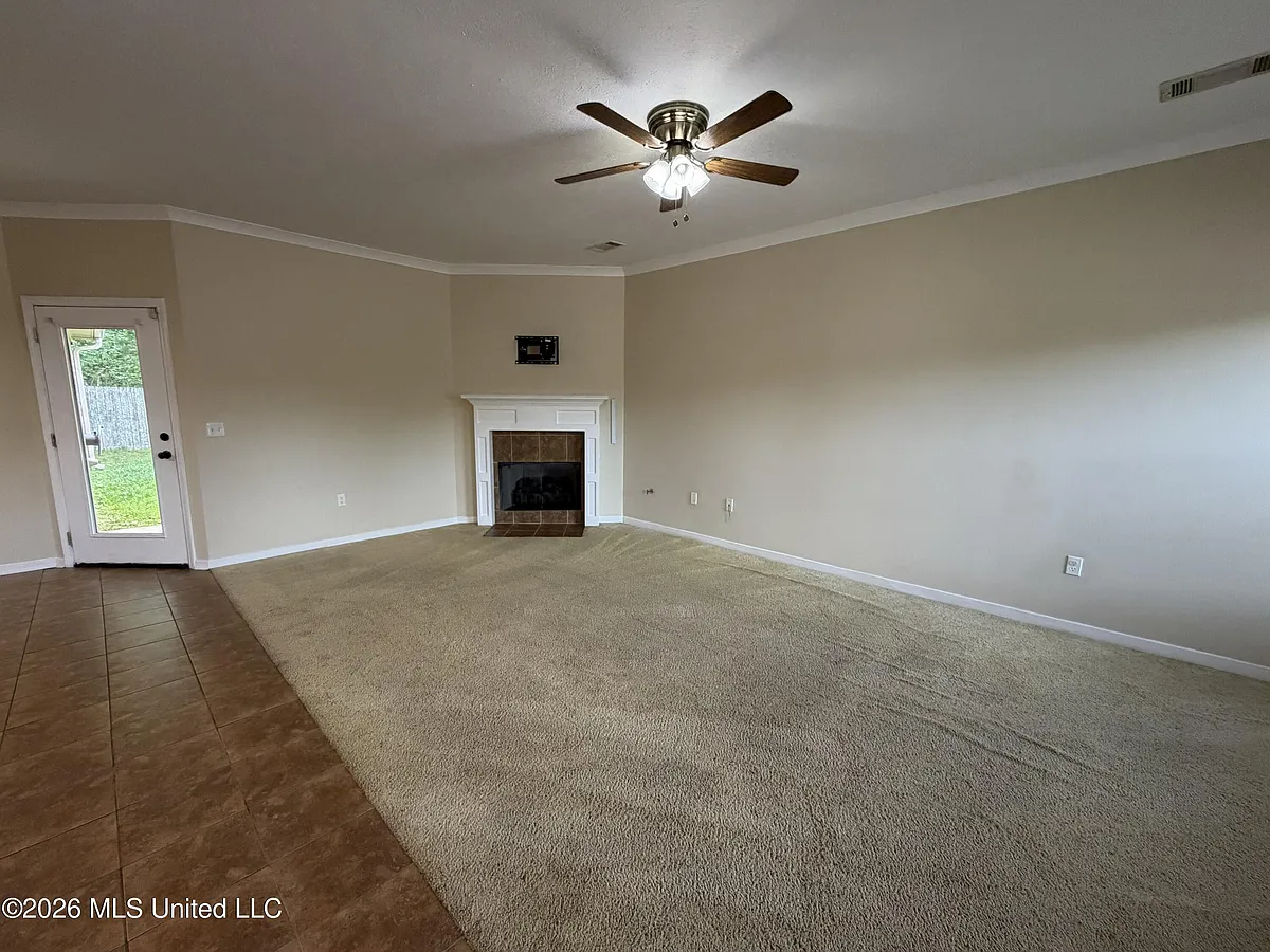 Building Photo - 101 Stapleton Dr