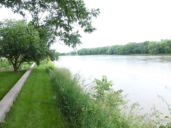 Water Front Flowing North