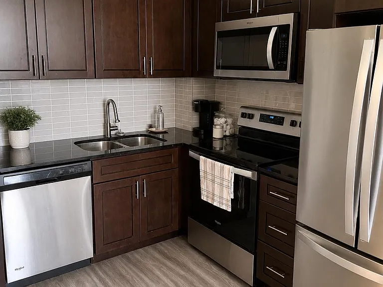 128 King St N #1106 — Photo 18