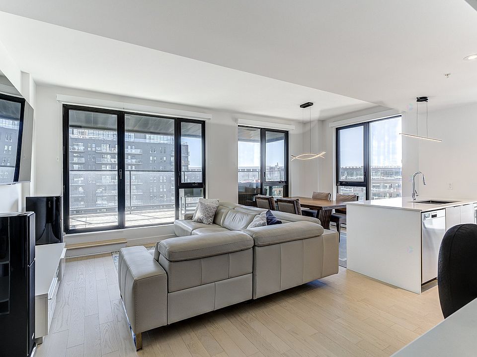 1st image of 505 Rue De Lescale #1002