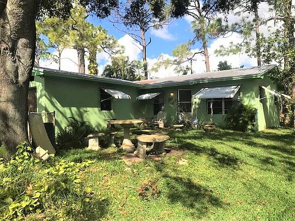 3rd image of 5159 Ferndale Dr