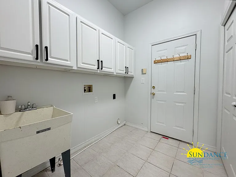 504 Fallin Waters Dr — Photo 23