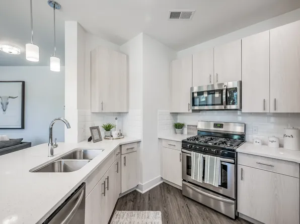 Creekside Park The Residences