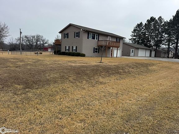2nd image of 12484 Beech Dr