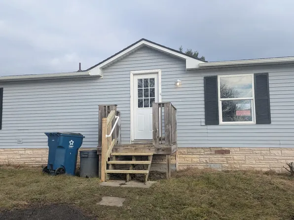 12102 Heather Dr, Hagerstown, MD 21740