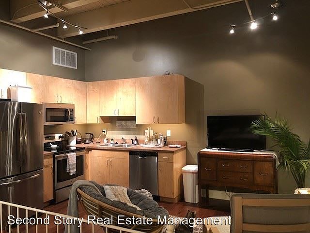 1st image of 246 E 11th St APT 523