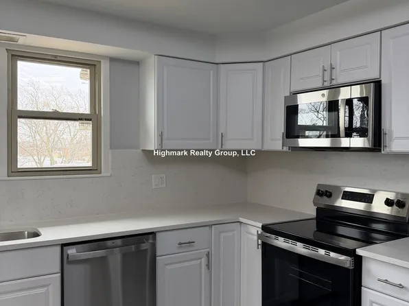 8644 Skokie Blvd, Skokie, IL