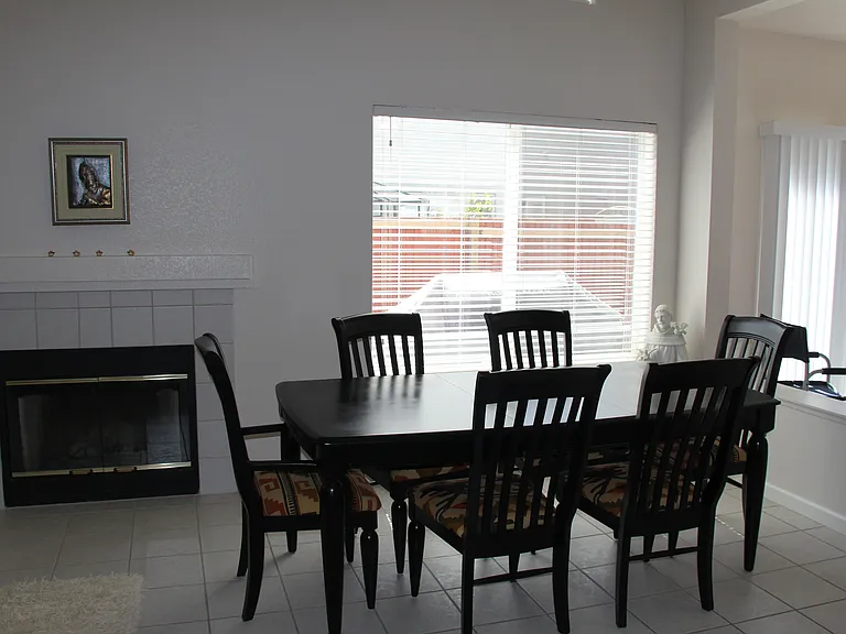 5068 Salon Dr — Photo 8