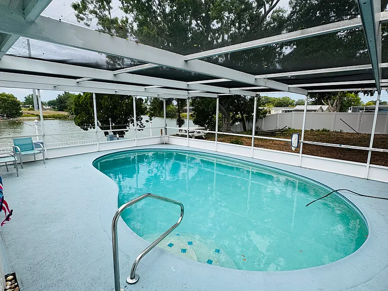8200 Winthrop Dr #8120 — Photo 16