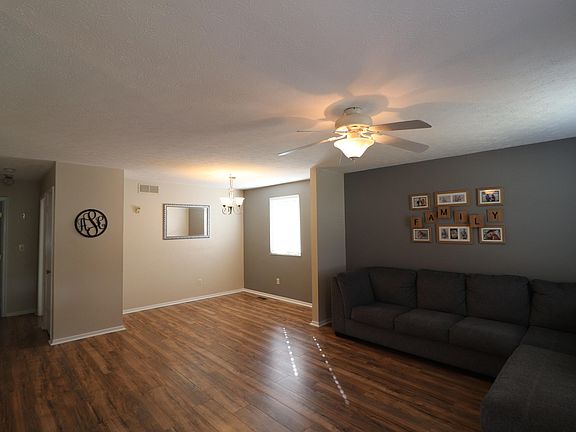 5th image of 201 Brookwood Dr