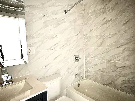 3rd image of 2409 Tilden Ave APT 2L