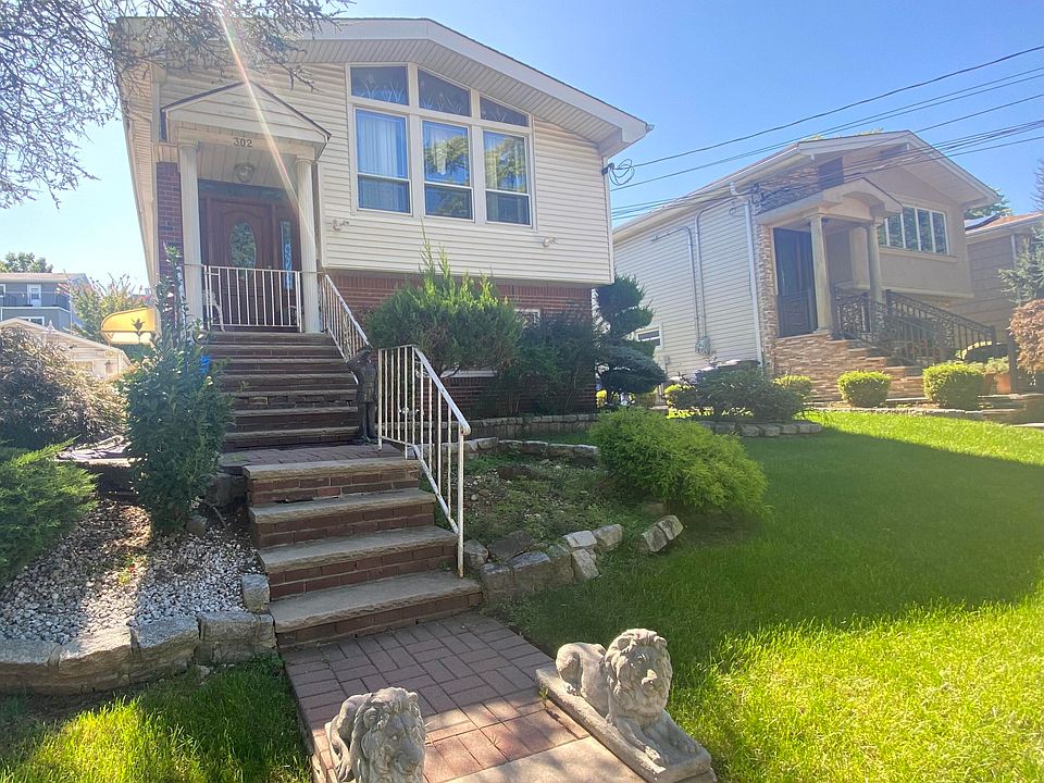 1st image of 302 Lightner Ave