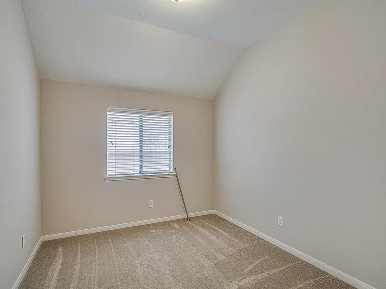 10914 Tattershall Ln — Photo 23