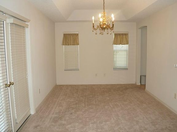 4th image of 710 Del Rosario St