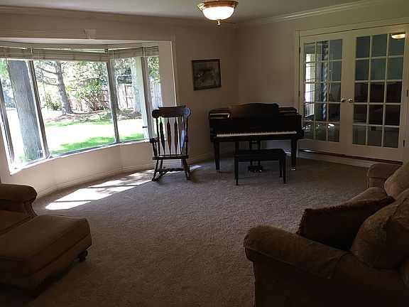 4th image of 1170 S Palisades Dr