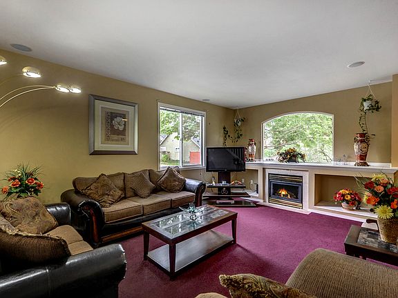 LR w/gas FP/new paint