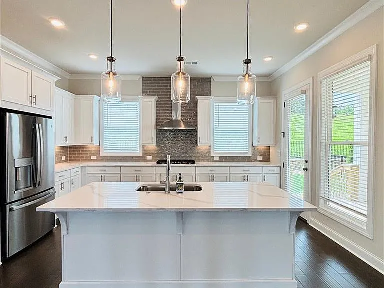 657 Summit Hill Way — Photo 8