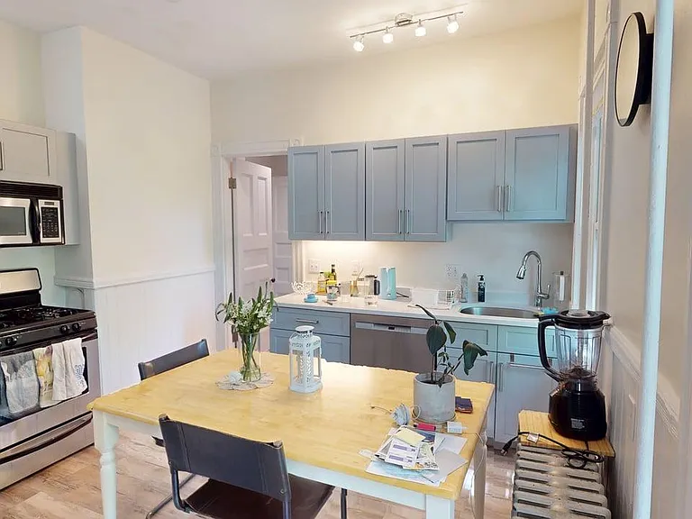 176 Summer St #1 — Photo 3