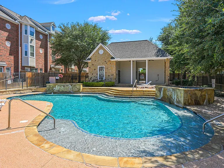 305 Holleman Dr E #1702 — Photo 10