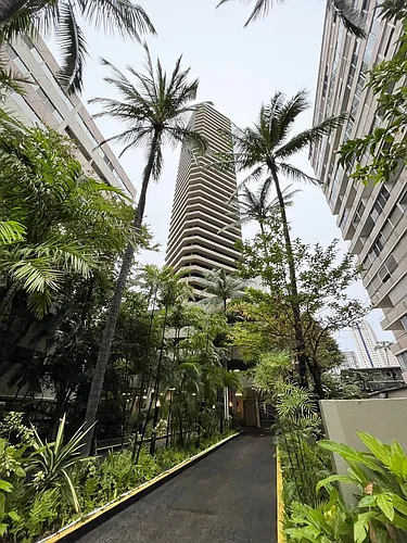 1700 Ala Moana Blvd Photo 1