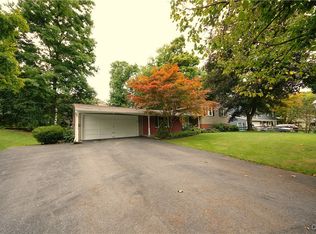 156 Hillside Way, Camillus, NY 13031