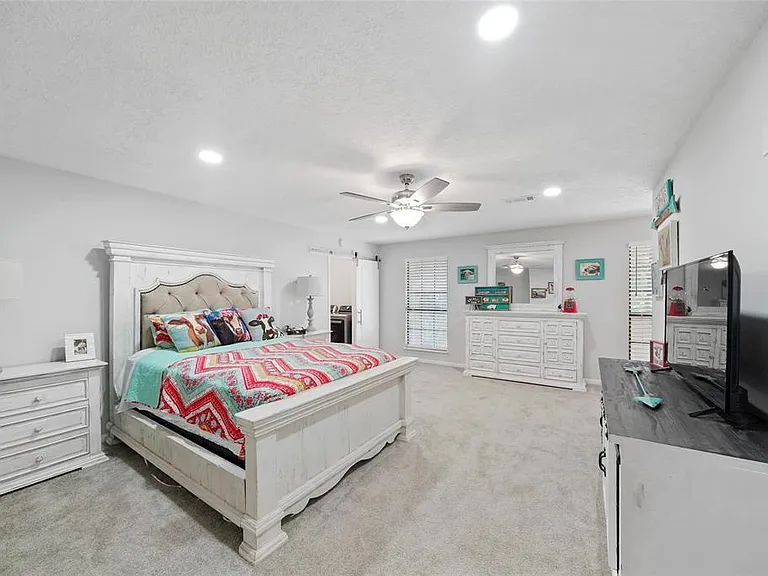 287 Blue Lake Dr — Photo 6