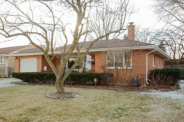 1st image of 812 Macarthur Dr