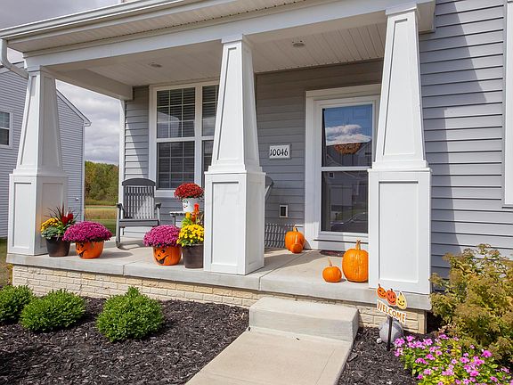 2nd image of 10046 Viburnum Dr