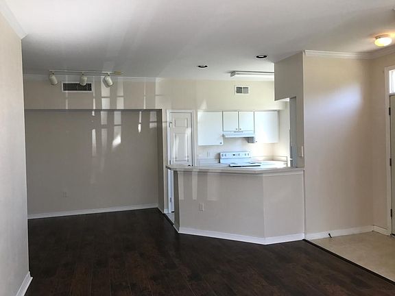 2nd image of 10554 White Lake Ct