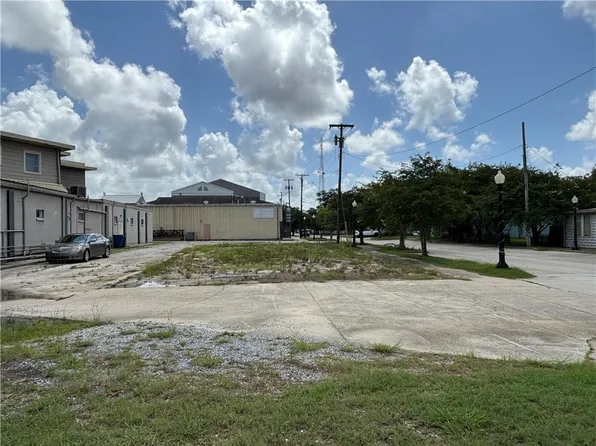 2062 Front St, Slidell, LA 70458