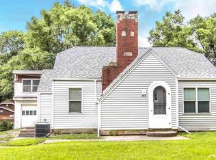 412 High St, Creve Coeur, IL 61610