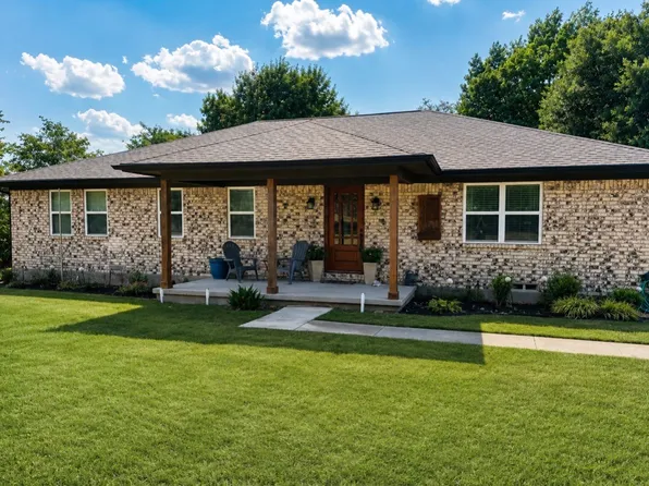 1731 N Mockingbird Ln, Midlothian, TX 76065