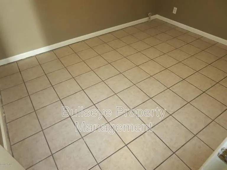 1901 S Farmer Ave #1901 — Photo 25