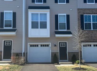 806 Pecan Rd, Spring City, PA 19475