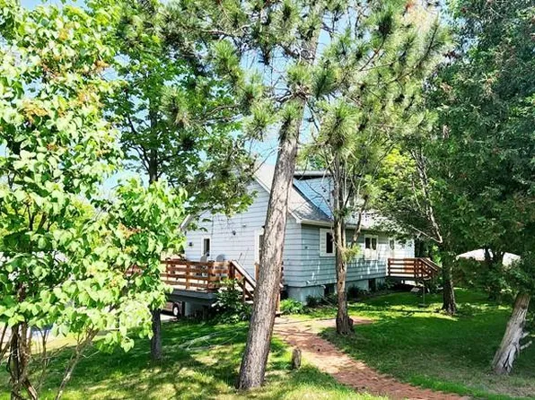 1107 River Rd, Grand Rapids, MN 55744