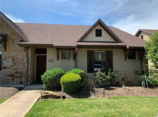 3329 Lieutenant Ave, College Station, TX 77845