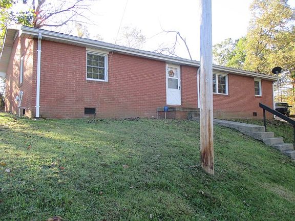 3rd image of 734 Croley Bend