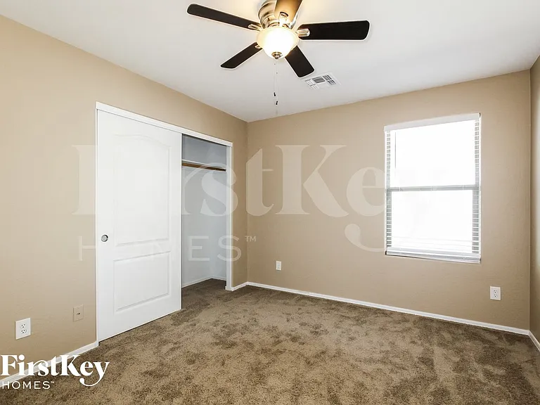 16621 N 171st Dr — Photo 11