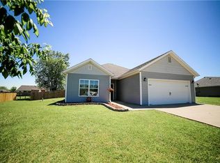 395 SE 971st Rd, Knob Noster, MO 65336