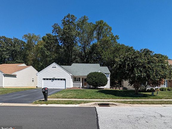 3rd image of 257 E Flagstone Dr