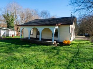 4038 Denham Rd, Chattanooga, TN 37406