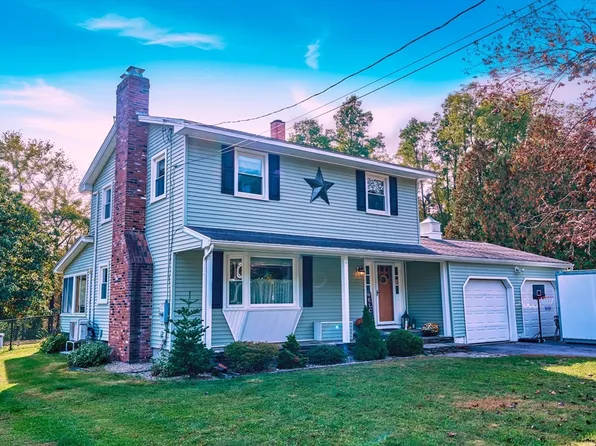 144 Pantry Rd, Hatfield, MA 01038