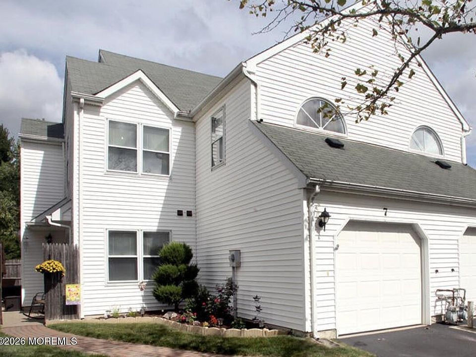 1st image of 7 Browning Court