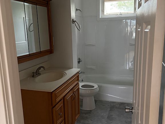 2nd image of 2229 S Main St #2N