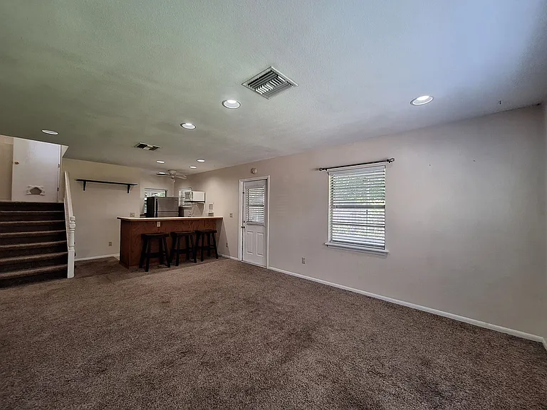 4006 Bayfront Pkwy — Photo 17